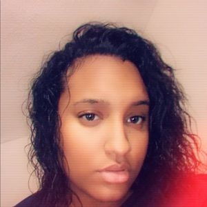 Meet your Posher, Celynette